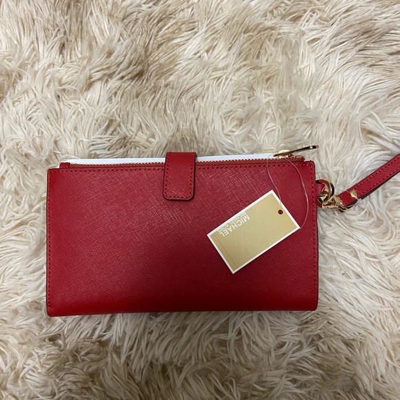 MK Double zip Wristlet - Picture 4 of 5